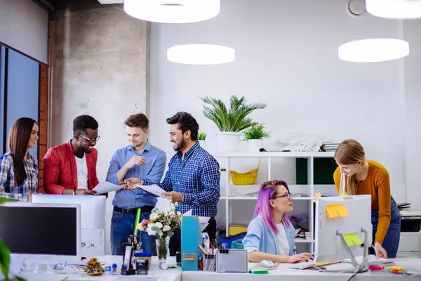 Cómo Elegir la Mejor Consultora de Marketing para tu Empresa trabajar con una agencia de marketing digital es beneficioso
